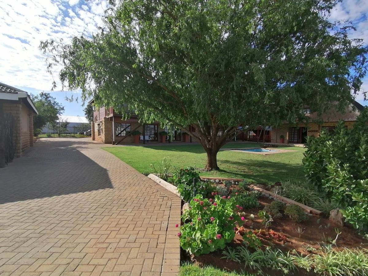 Safe Haven Guesthouse Bloemfontein Zewnętrze zdjęcie