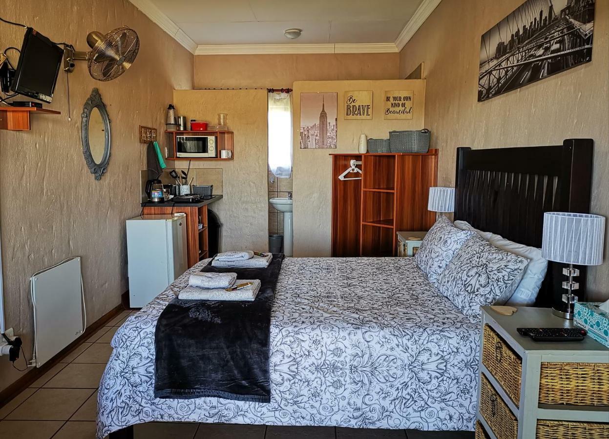 Safe Haven Guesthouse Bloemfontein Zewnętrze zdjęcie